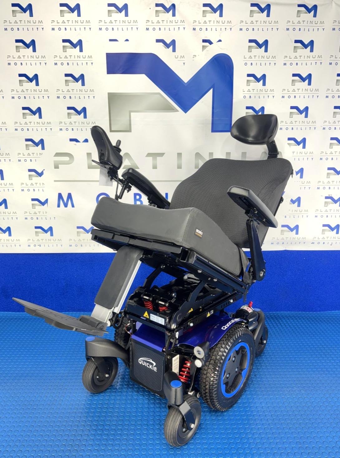 Sunrise Quickie Q300M Powerchair 6 mph Riser, Tilt Electric Wheelchair 4036