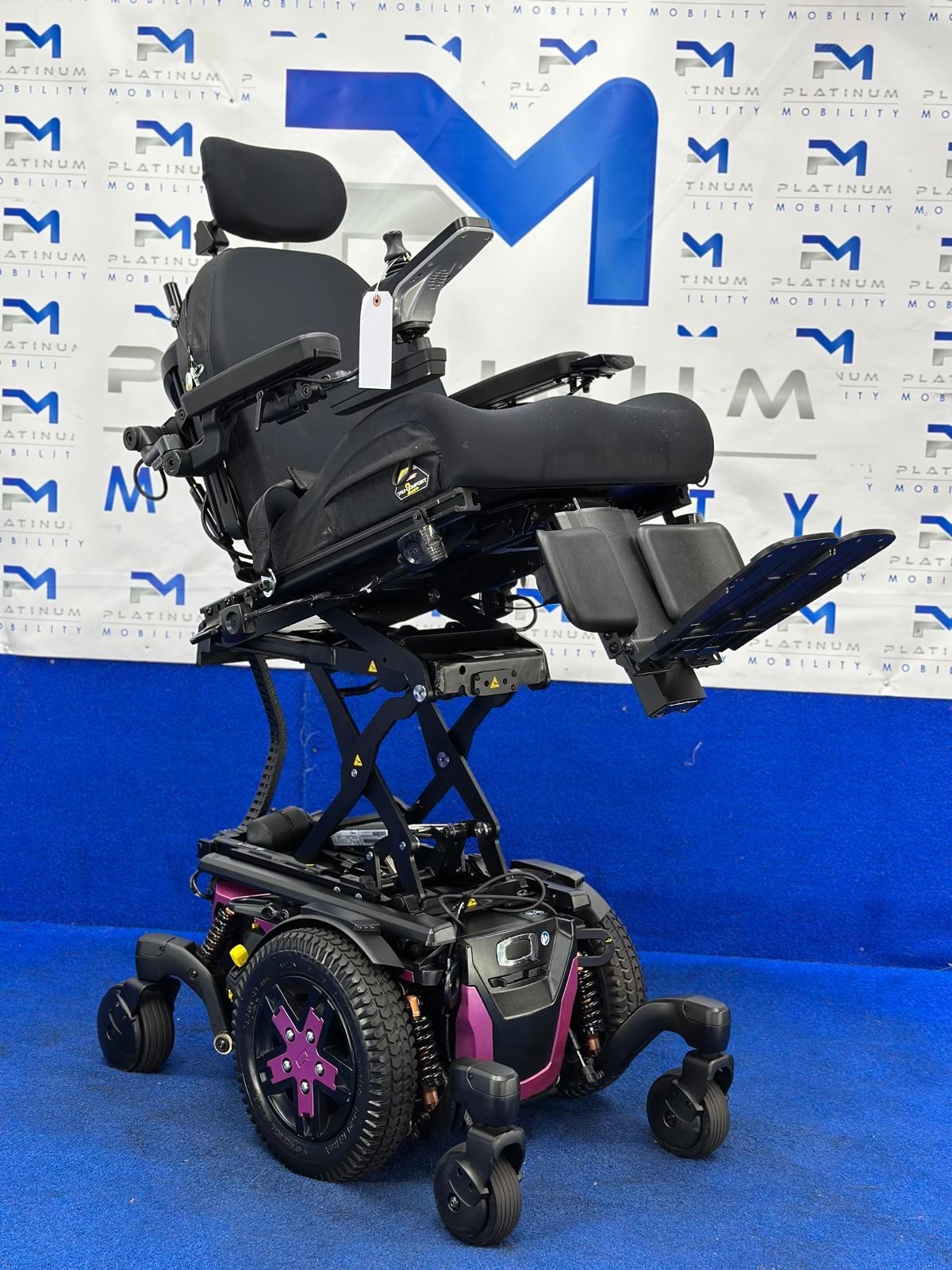 Quantum Edge 3 Stretto Powerchair – 6mph Narrow Electric Wheelchair (1779)