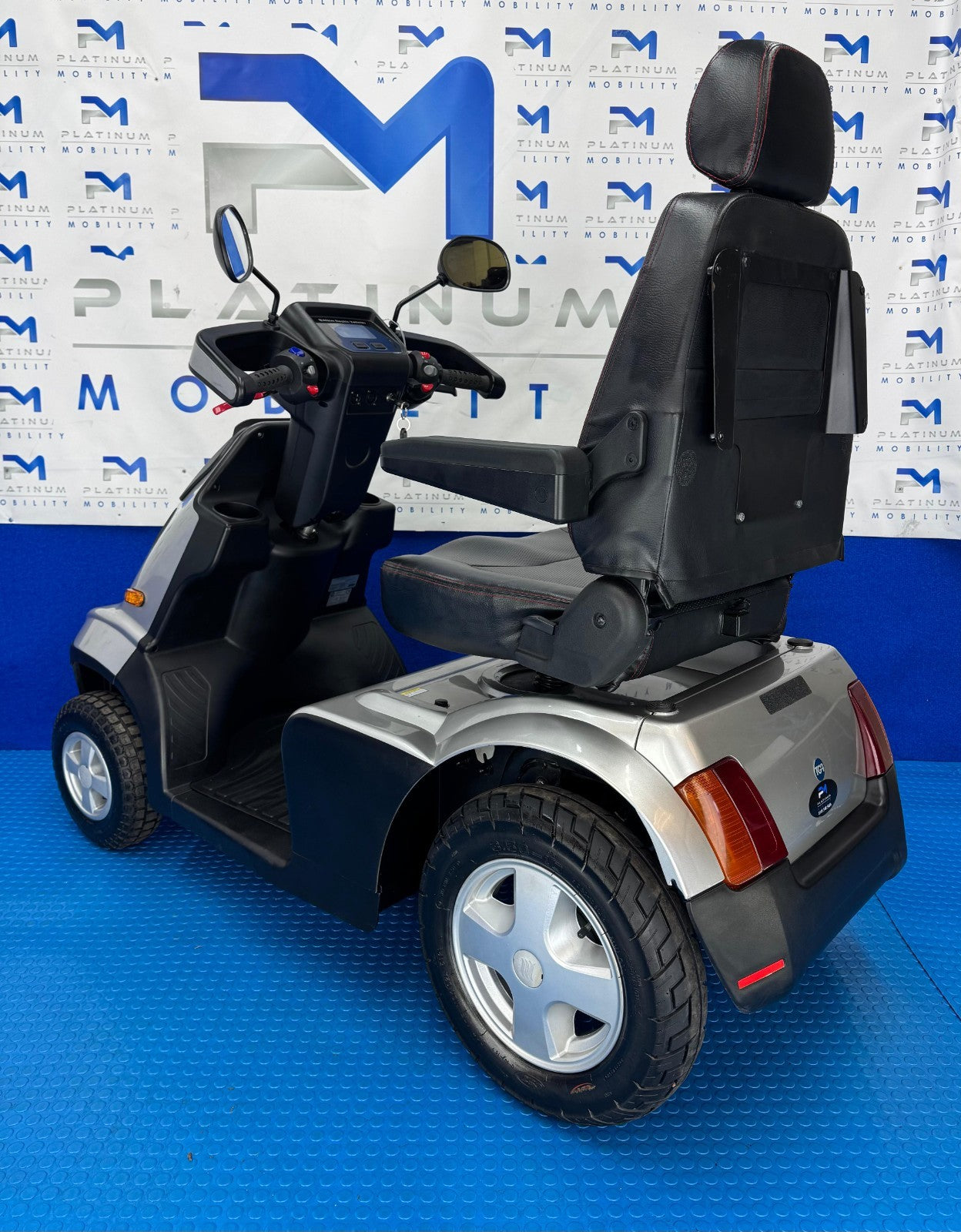 TGA Breeze S4 8MPH All Terrain Mobility Scooter Road Stunning Condition  2115