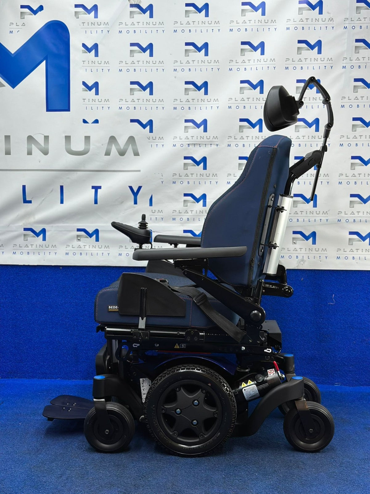 2025 Quickie Q300M Mini Powerchair 4mph Electric Wheelchair by Sunrise (1596)