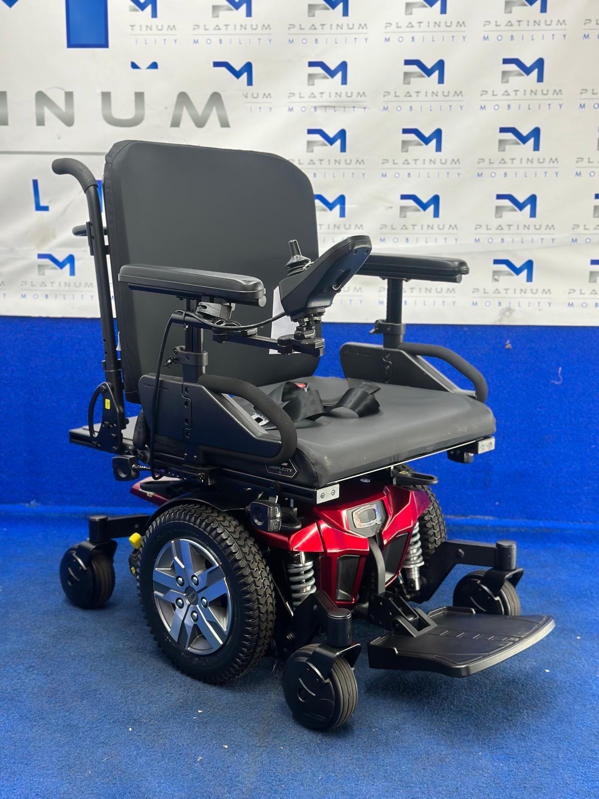 Pride Quantum Q6 Edge 2 – 4 mph Electric Power Wheelchair (1220)
