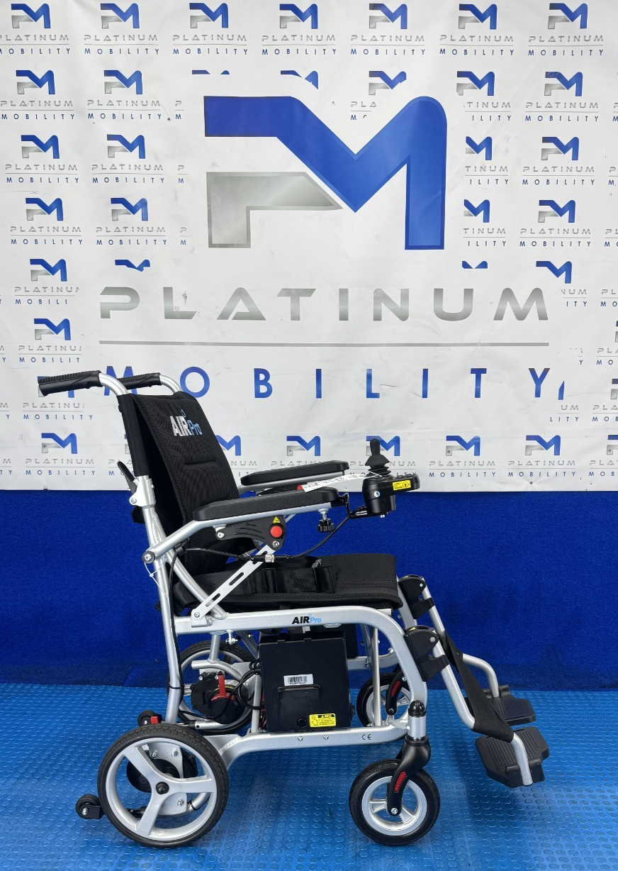 MONARCH AIR PRO LIGHTWEIGHT FOLDING POWERCHAIR 12.5KG TRAVEL 2486