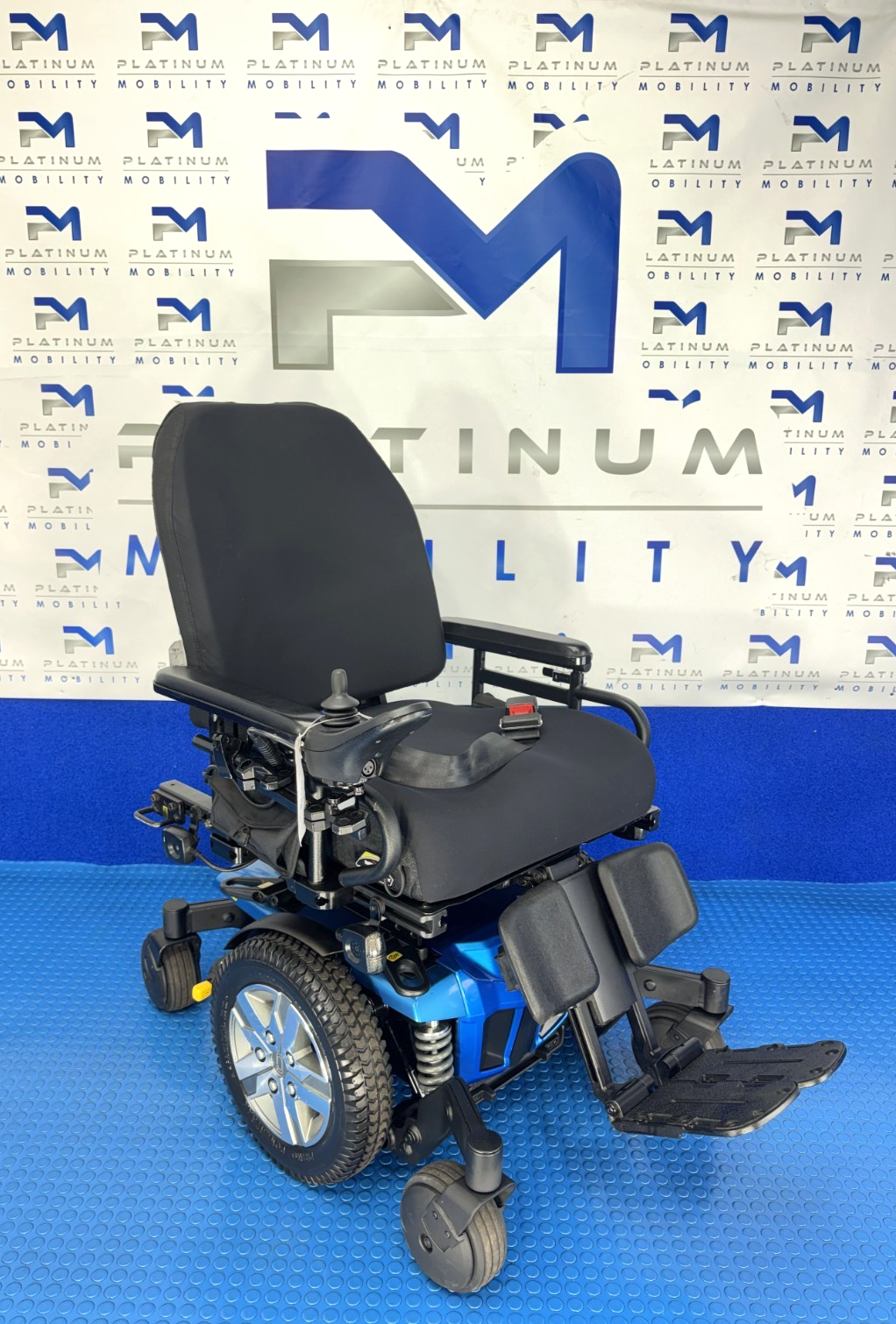 PRIDE QUANTUM EDGE 2.0 6MPH Heavy Duty Electric Recline Powerchair 2955