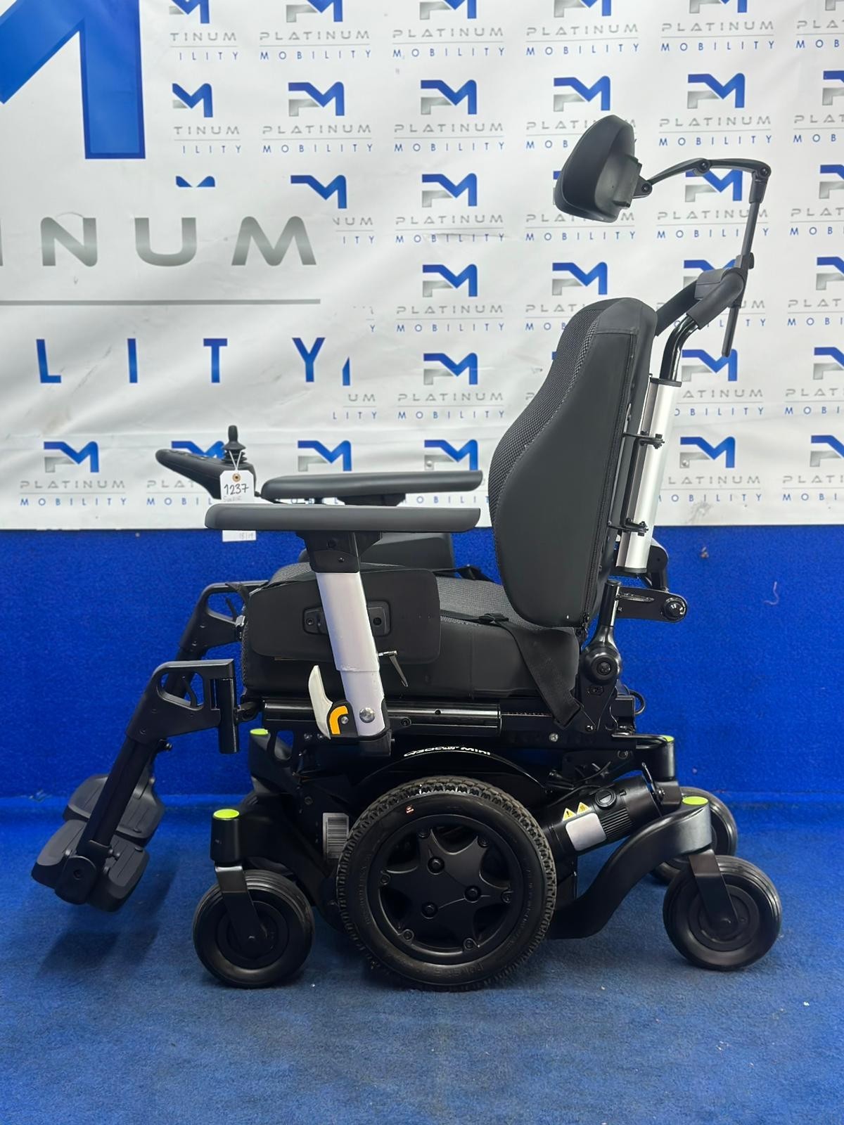 Quickie Q300 Mini Powerchair – 4mph Tilt Electric Wheelchair by Sunrise (1237)
