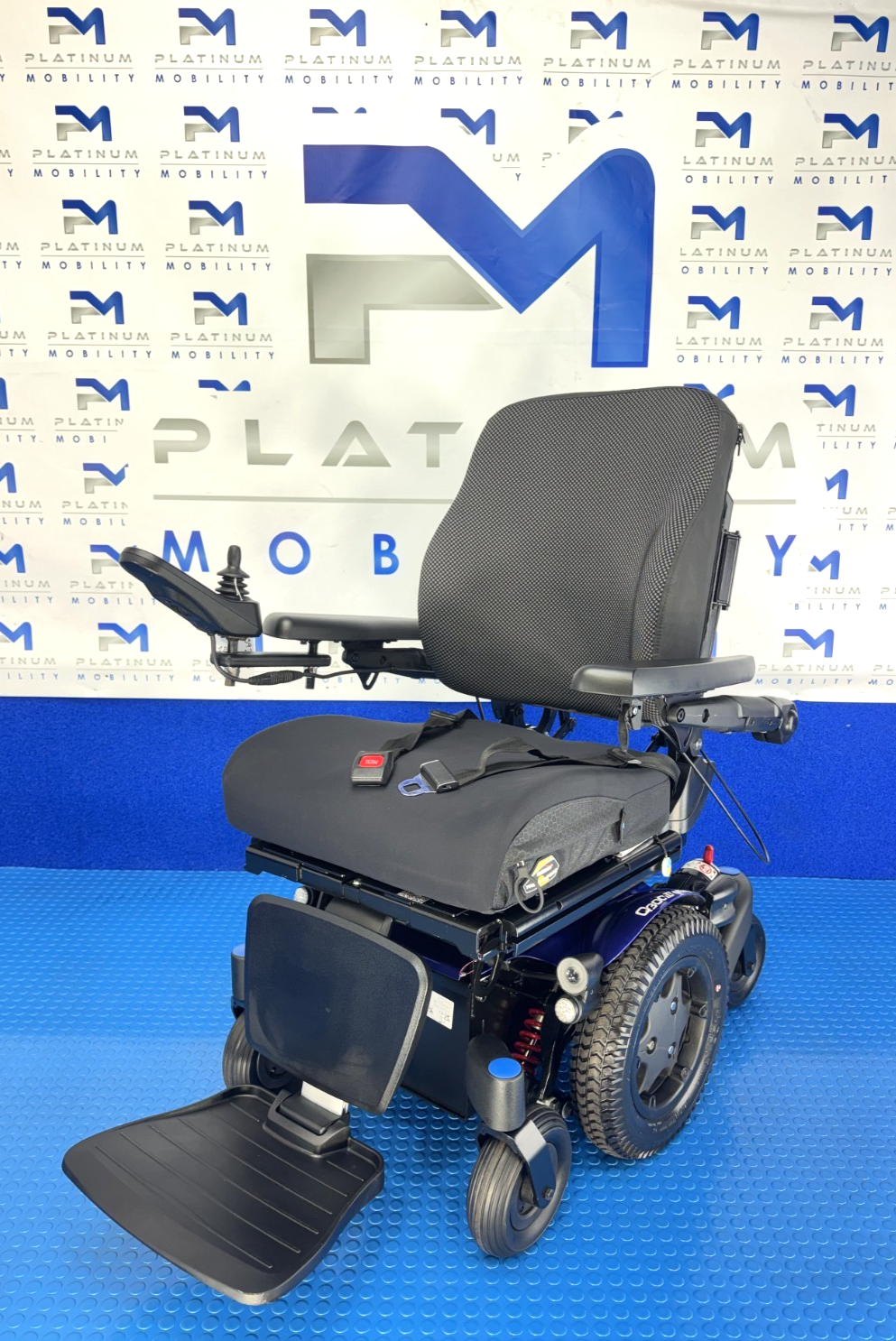 Sunrise Quickie Q300M 6 mph Riser, Tilt, Manual Recline Electric Wheelchair 2882