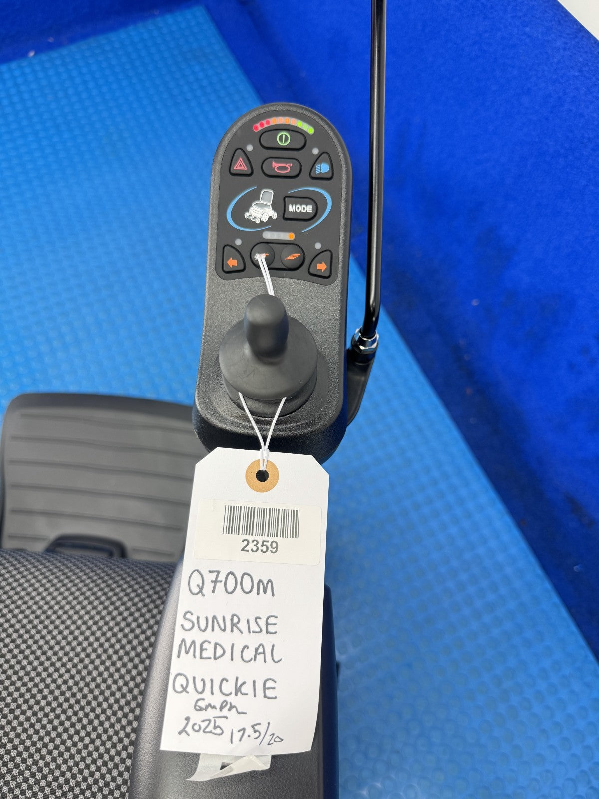 Sunrise Quickie Q700 M Powerchair – 6mph Riser Tilt Electric Wheelchair 2359