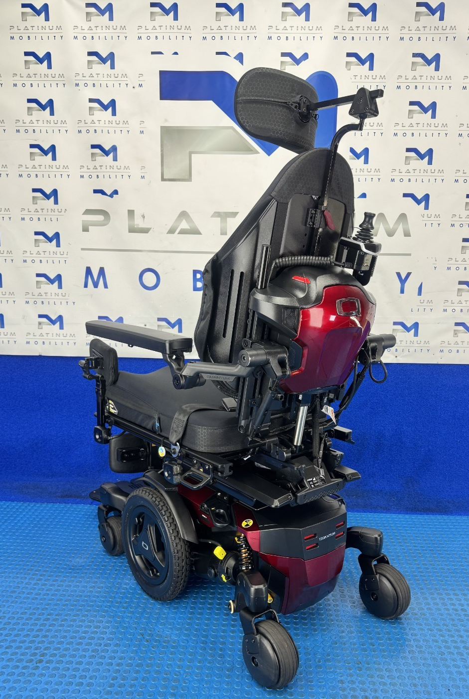 PRIDE QUANTUM EDGE 3 STRETTO 6MPH ELECTRIC POWERCHAIR TILT, RECLINE, LEGS 2508