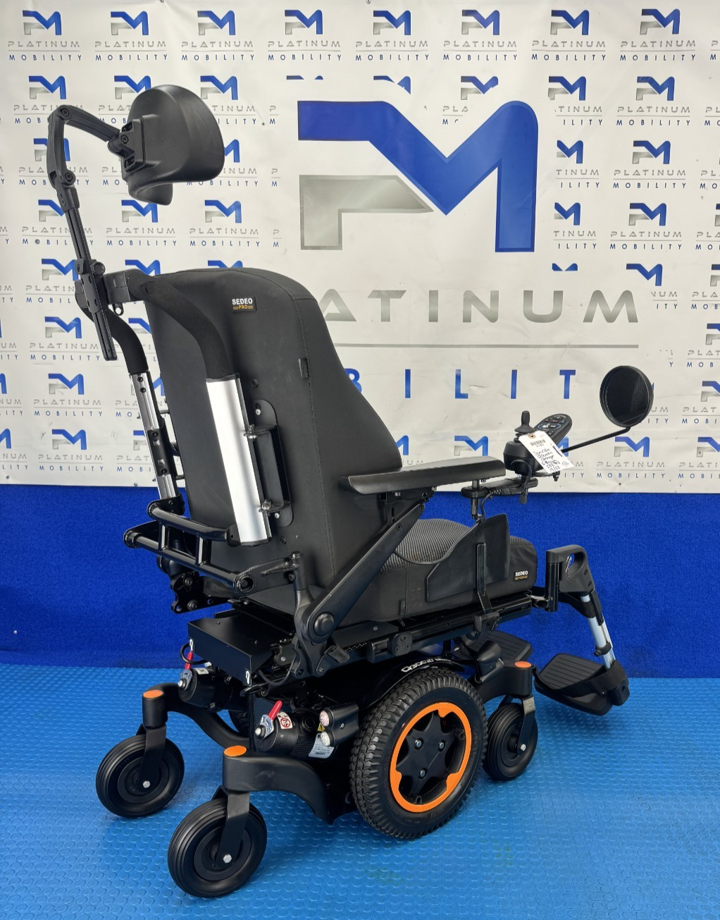 Sunrise Quickie Q300M Mini Powerchair 6 mph Riser, Tilt Electric Wheelchair 2793