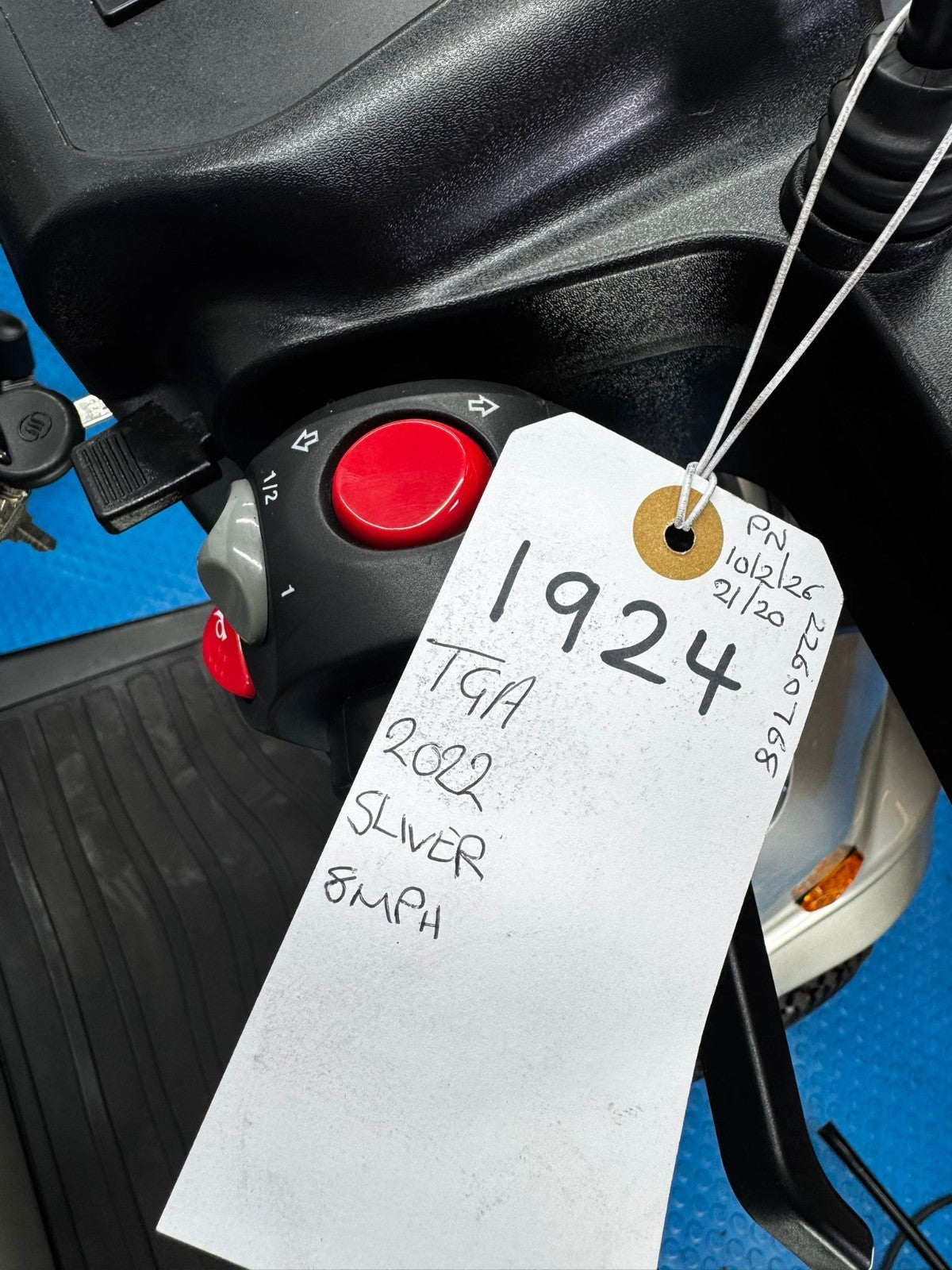 2022 TGA Breeze S4 8MPH All Terrain Mobility Scooter Immaculate Condition 1924