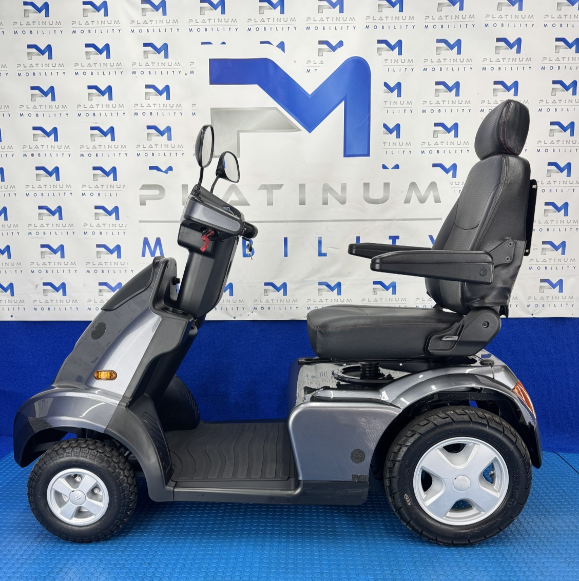 TGA Breeze S4 8MPH All Terrain Mobility Scooter Road Stunning Condition 2111