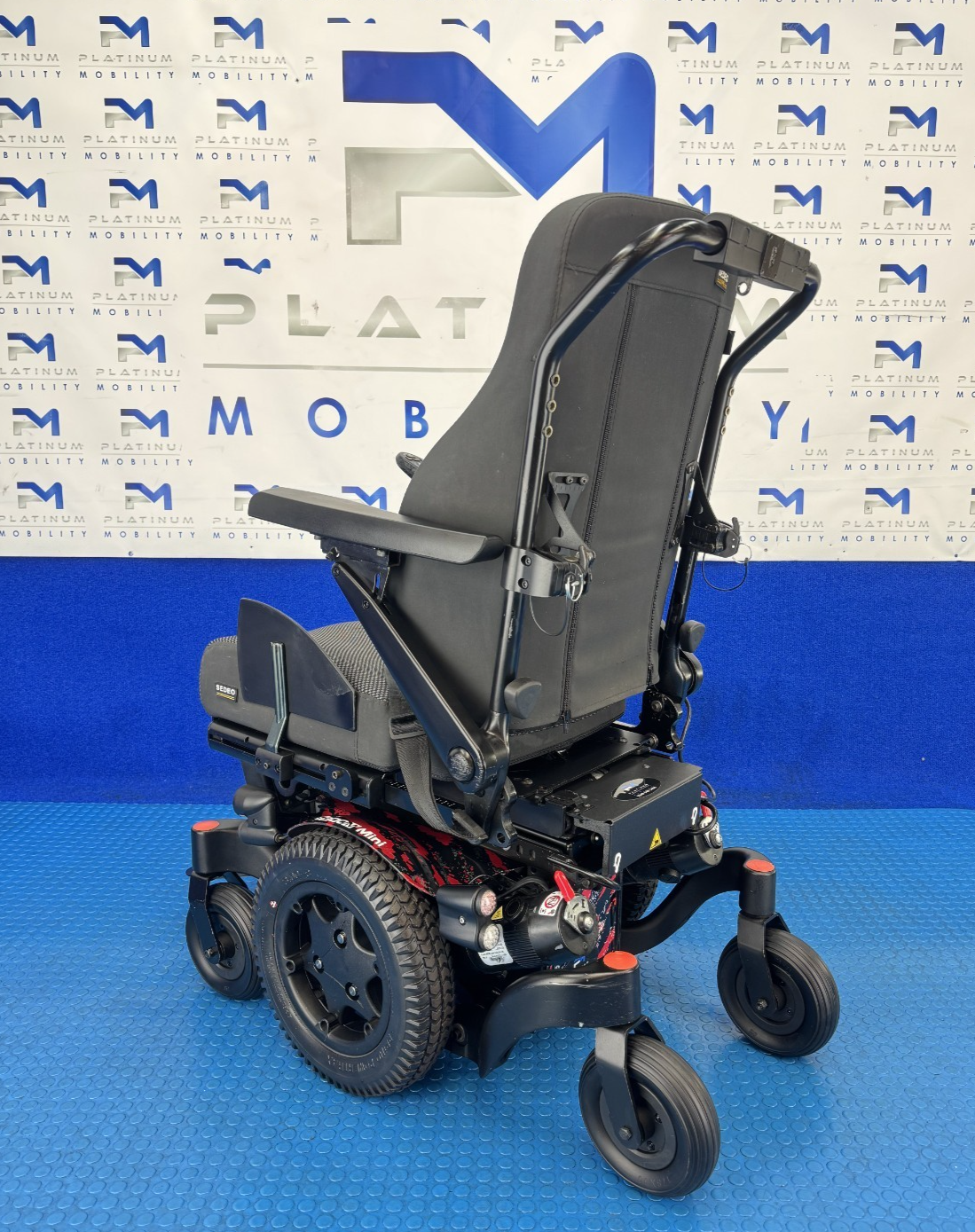 Sunrise Quickie Q300M Mini Powerchair 6 mph Riser Electric Wheelchair 1813