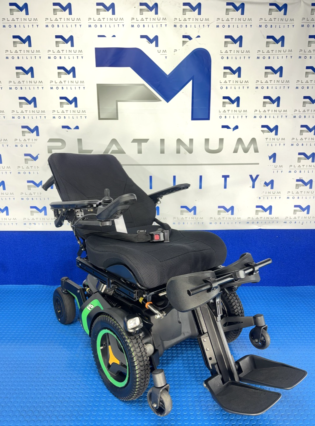 Permobil F5 Assisted Standing, Rise, Tilt, Electric Legs, Recline, 6mph 4001