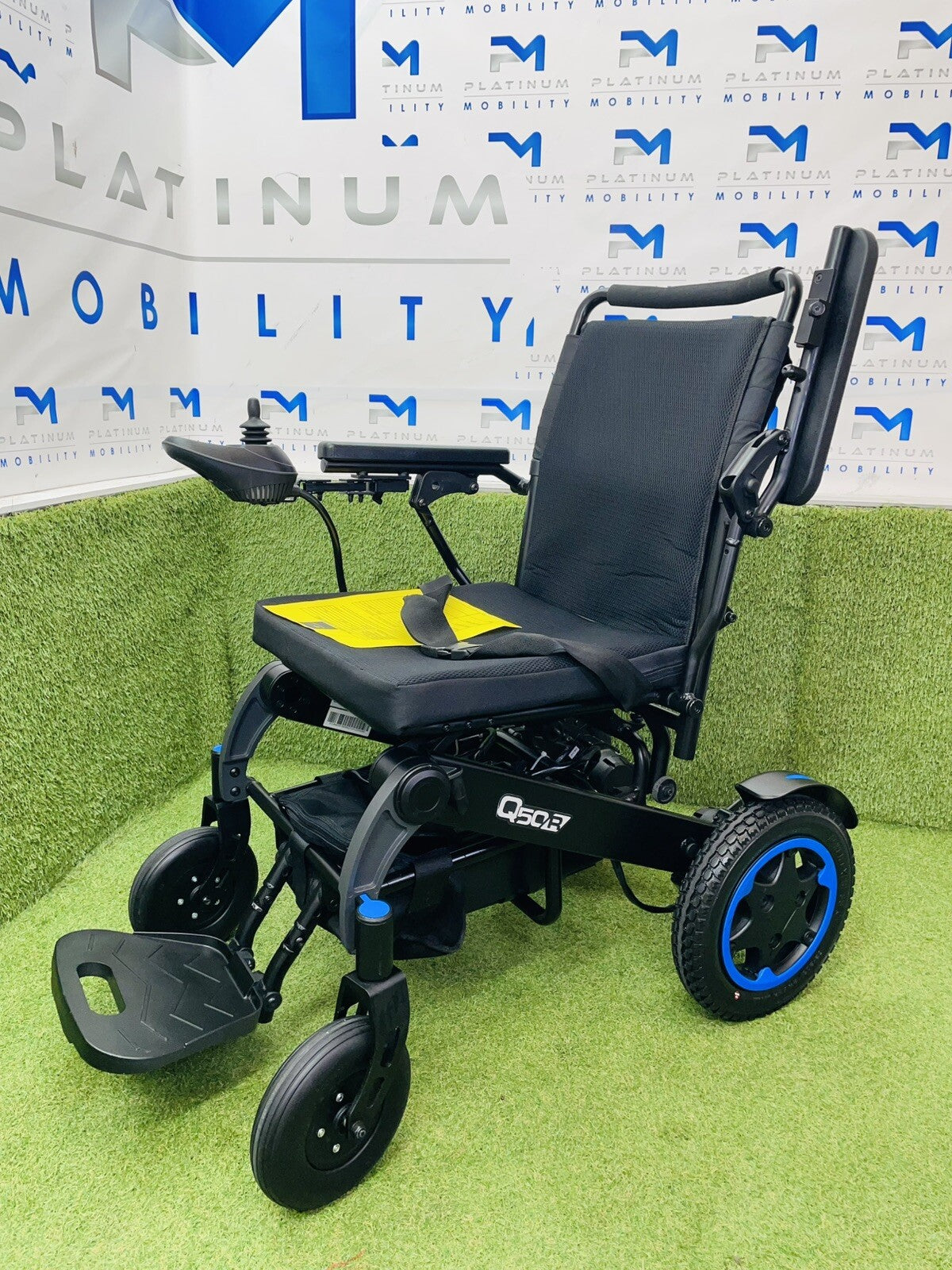 QUICKIE Q50R FOLDING 4MPH TRANSPORTABLE LITHIUM ELECTRIC POWERCHAIR WHEELCHAIR