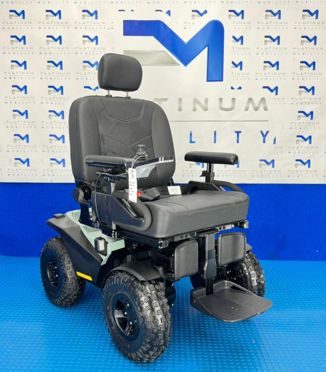 Quantum Outback All Terrain 4x4 Electric Powerchair Heavy Duty Off-Road 2258