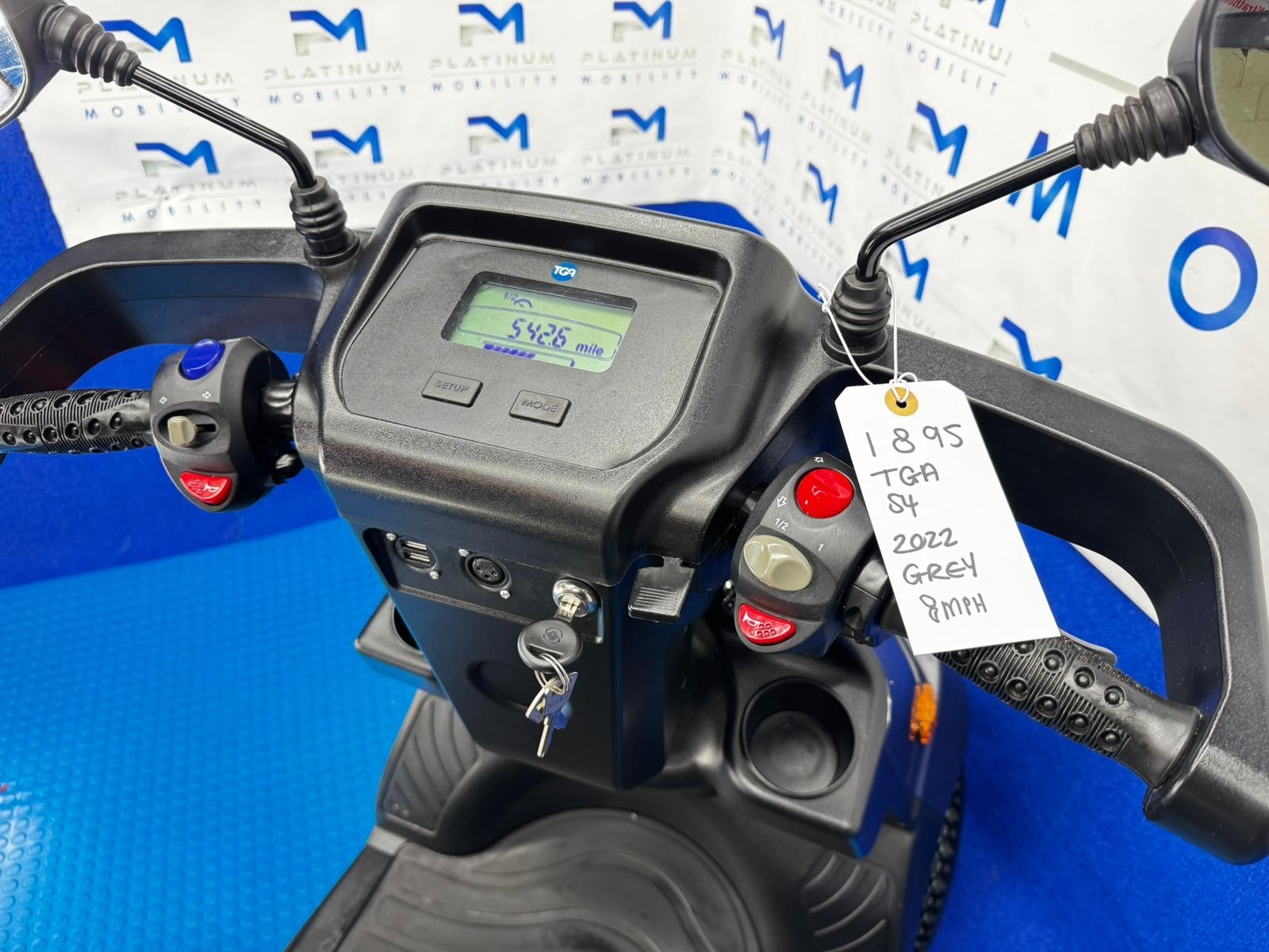 2022 TGA Breeze S4 8MPH All Terrain Mobility Scooter Stunning Condition 1895