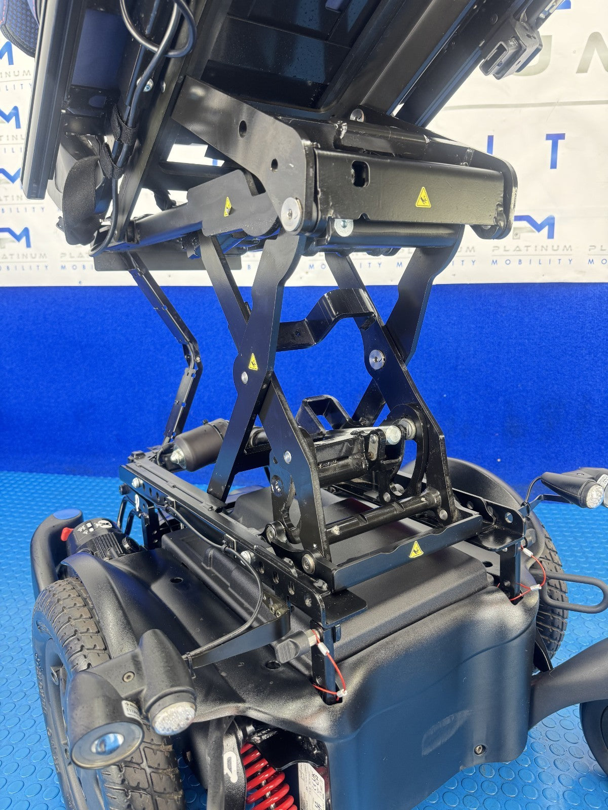 SUNRISE QUICKIE Q500M 6MPH ELECTRIC WHEELCHAIR RISER POWERCHAIR 2278