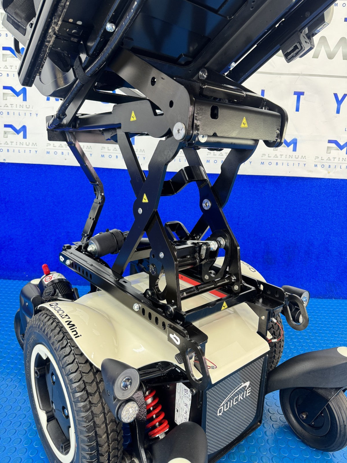 2025 Sunrise Quickie Q300 M Powerchair 6 mph Electric Wheelchair 2357