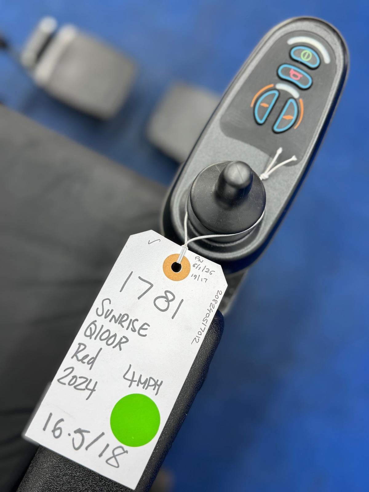 Sunrise Quickie Q100R Powerchair – 4mph Small Electric Wheelchair 1781