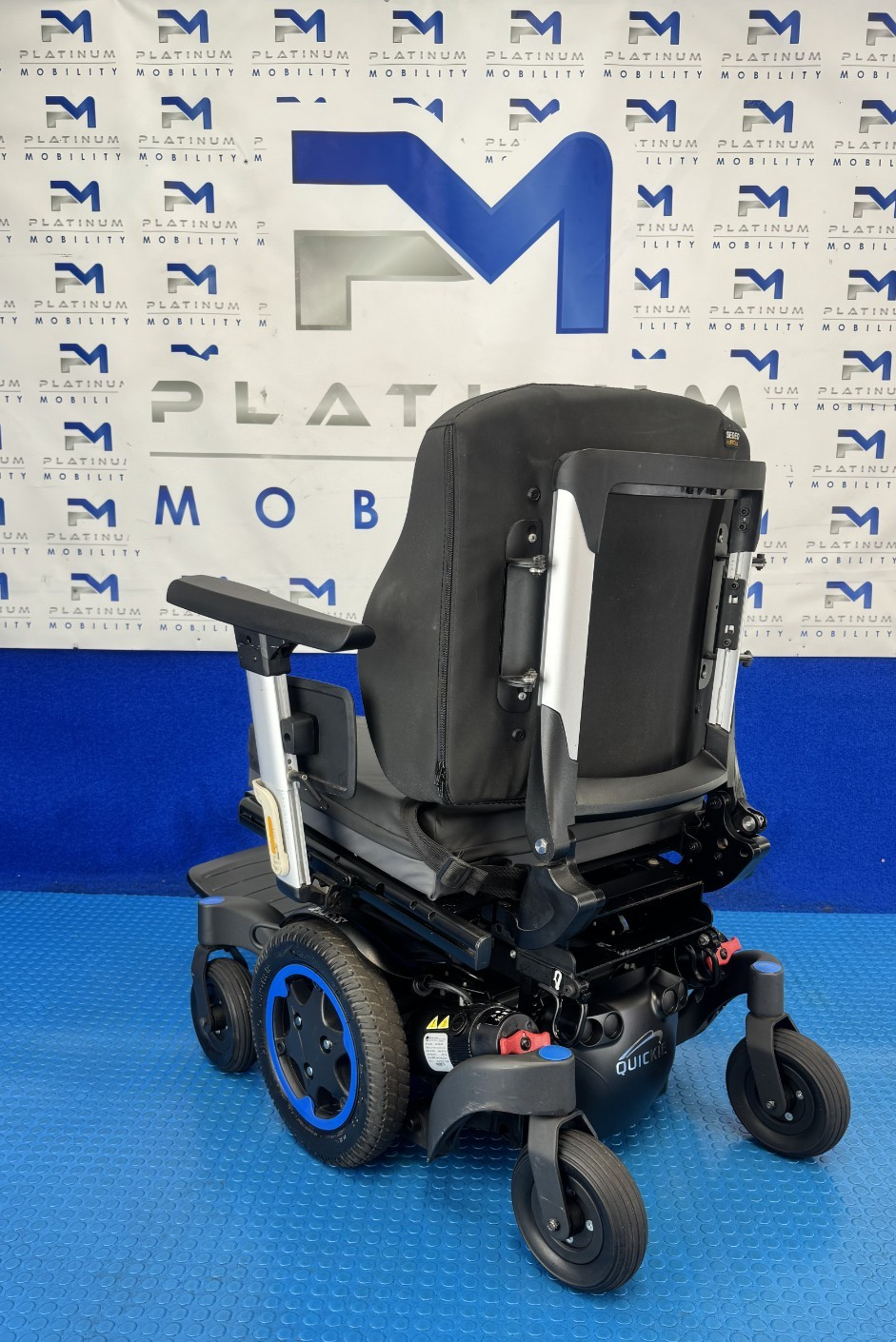SUNRISE QUICKIE Q500M 4 MPH ELECTRIC MOBILITY POWERCHAIR WHEELCHAIR 2890