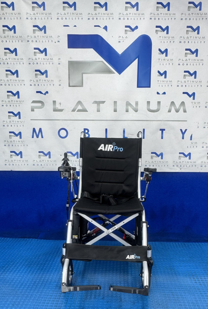 MONARCH AIR PRO LIGHTWEIGHT FOLDING POWERCHAIR 12.5KG TRAVEL 2487