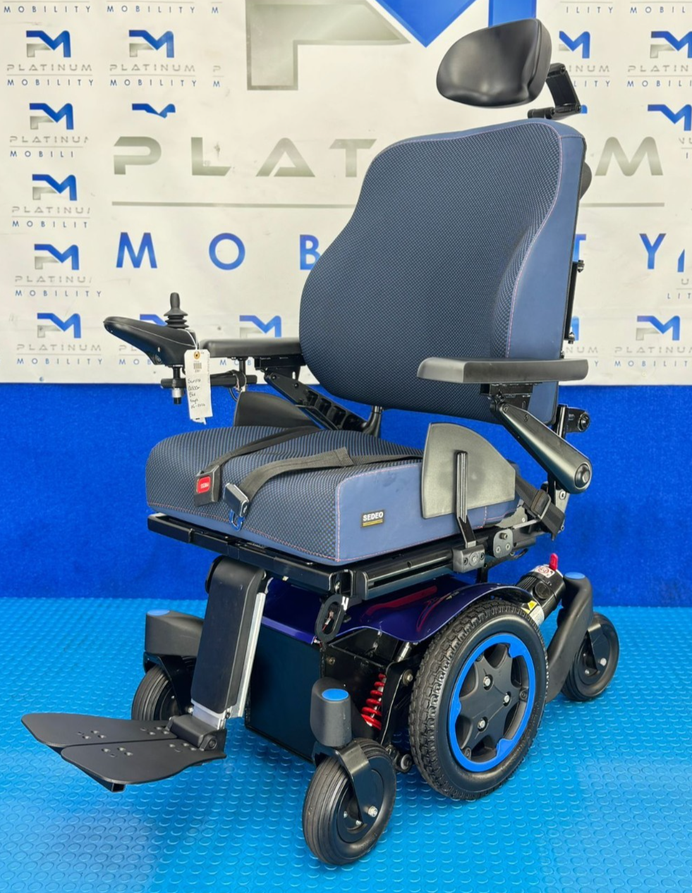 SUNRISE QUICKIE Q300 MINI RISER TILT COMPACT POWERCHAIR REF 2261