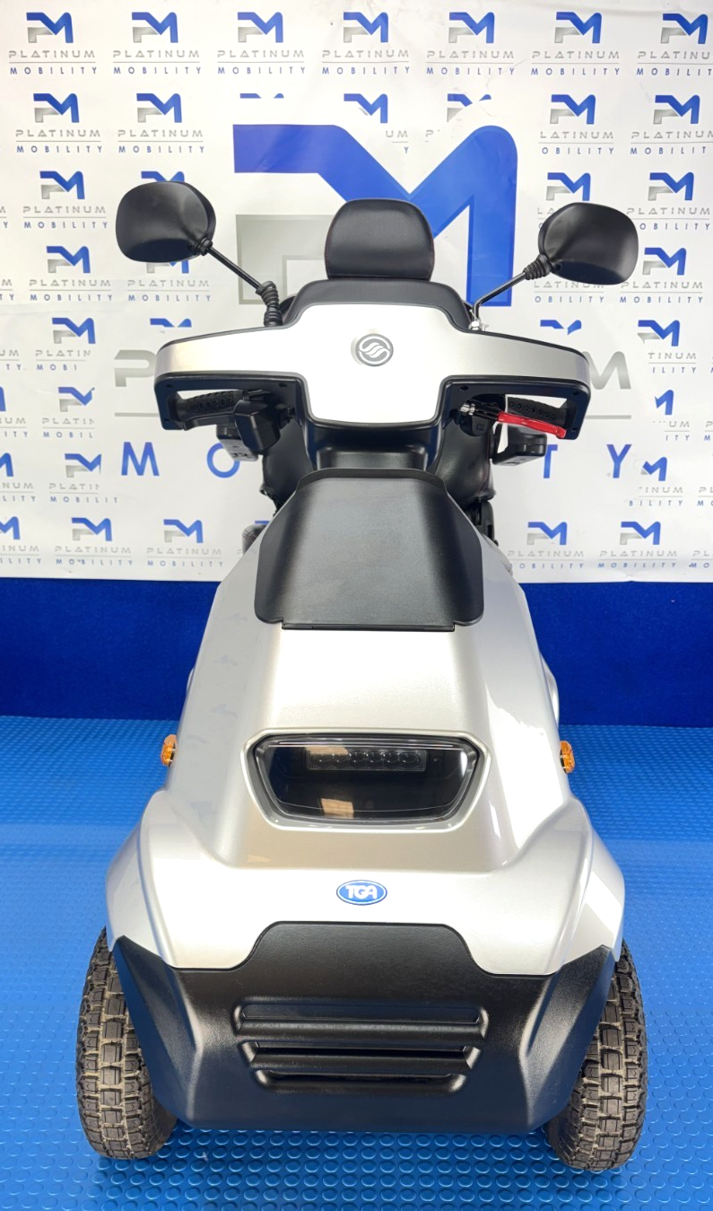 TGA Breeze S4 MAX SPEED 6MPH MAX WEIGHT 39 STONE All Terrain Scooter 1789