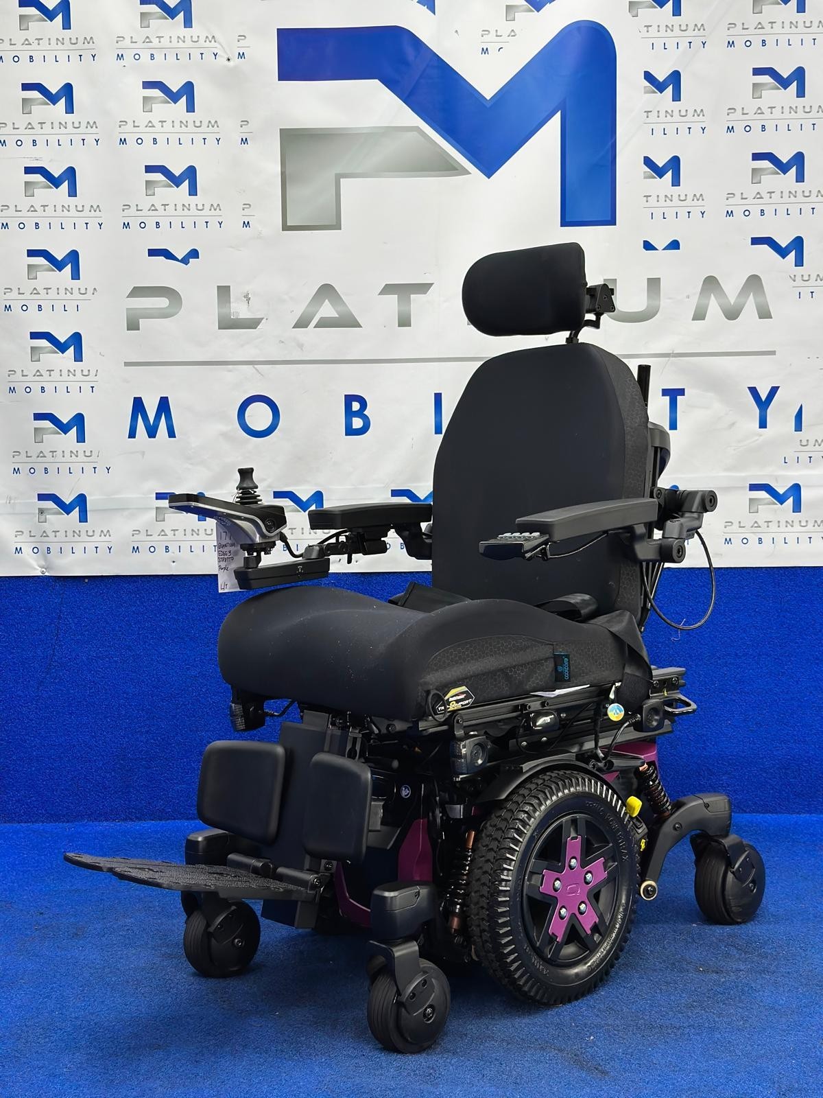 Quantum Edge 3 Stretto Powerchair – 6mph Narrow Electric Wheelchair (1779)