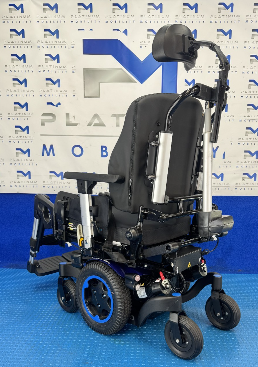 Sunrise Quickie Q300M Powerchair 6 mph Electric Riser, Tilt, legs, Recline  2378