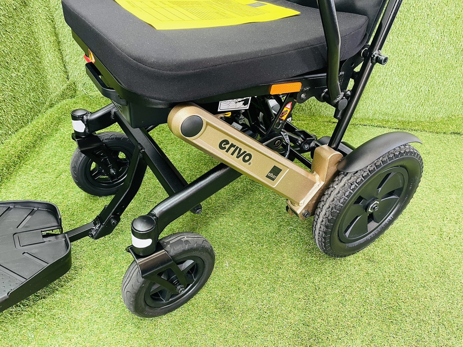 ALBER ERIVO R10 4 MPH ELECTRIC FOLDING MOBILITY WHEELCHAIR POWERCHAIR