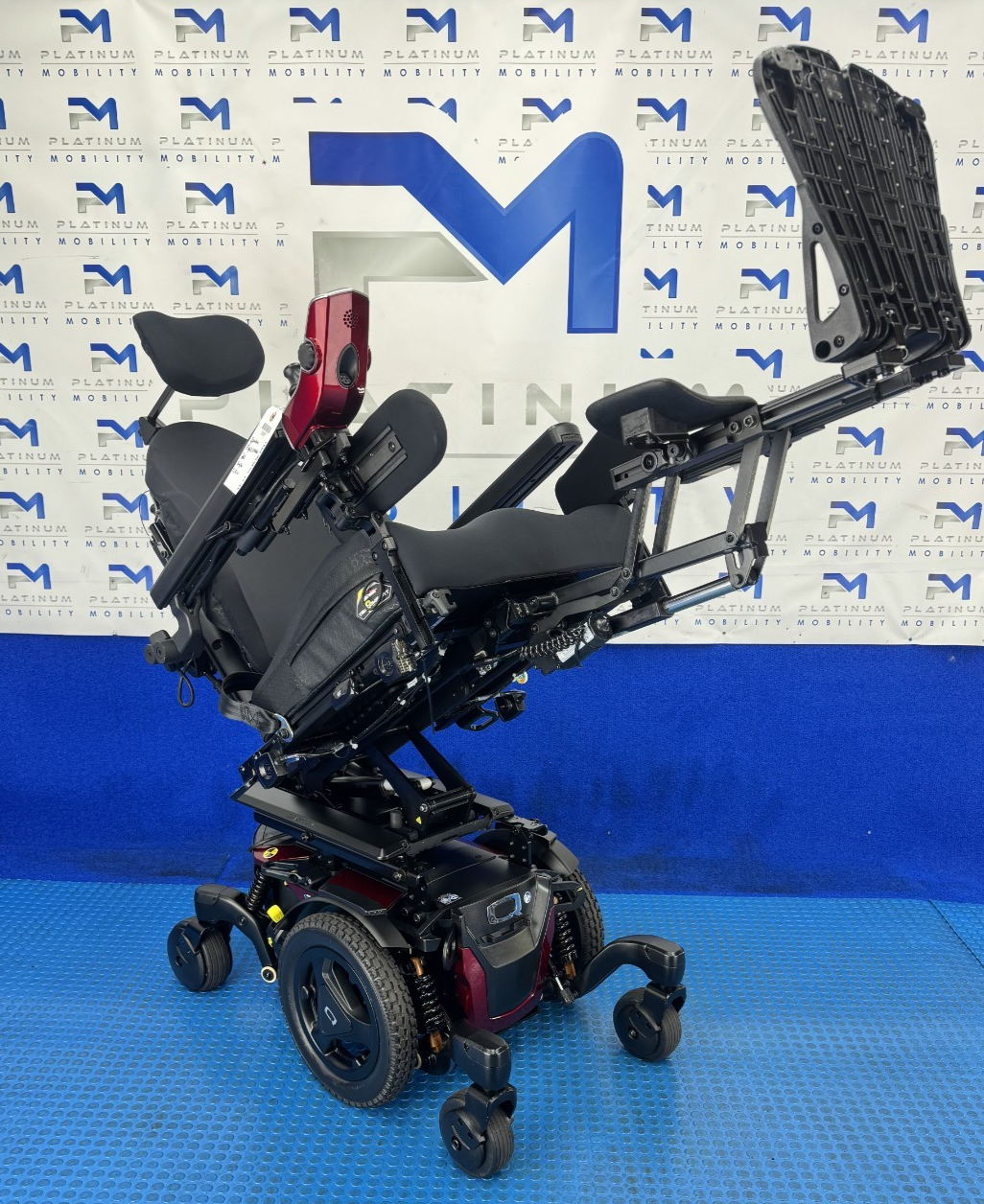 PRIDE QUANTUM EDGE 3 STRETTO 6MPH ELECTRIC POWERCHAIR TILT, RECLINE, LEGS 2508