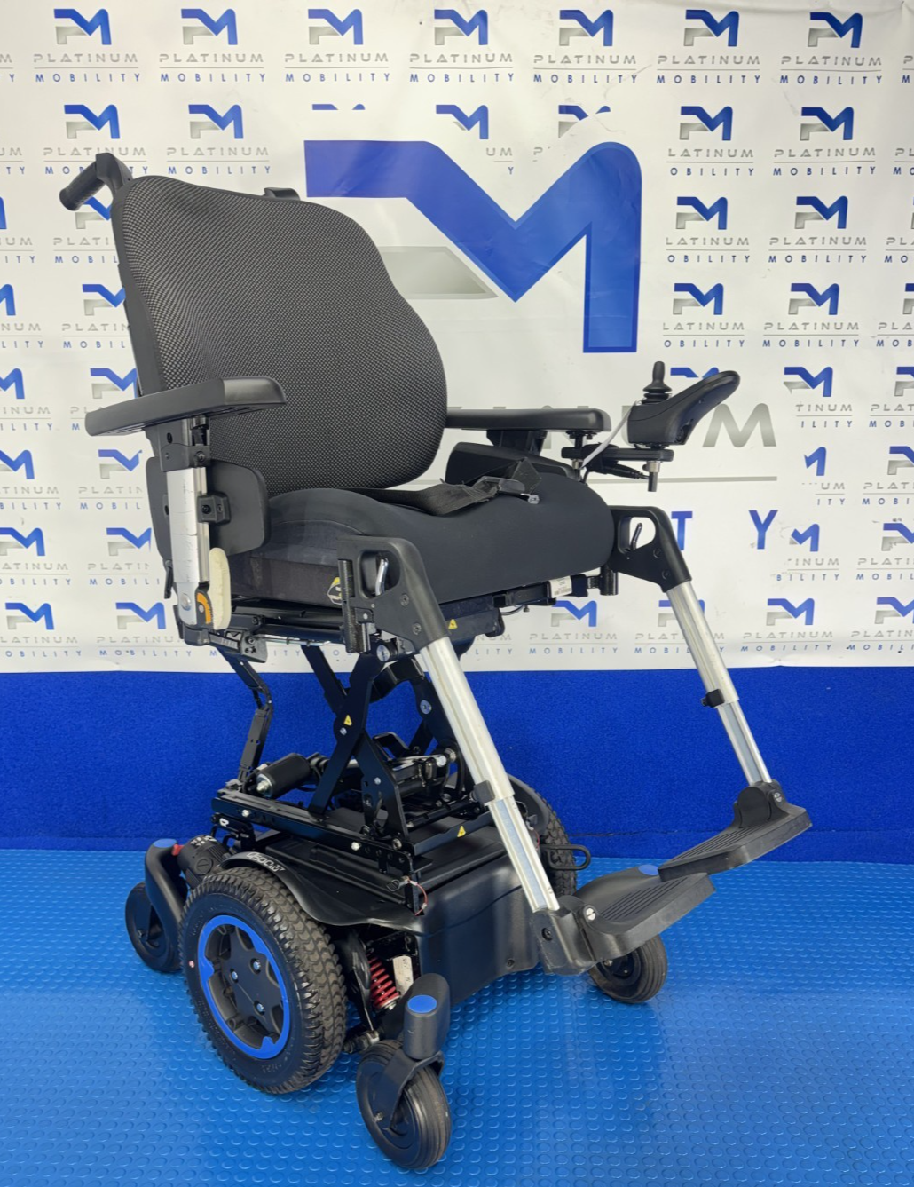 Sunrise Quickie Q500 M Powerchair – 6mph Riser & Tilt Electric Wheelchair 2935