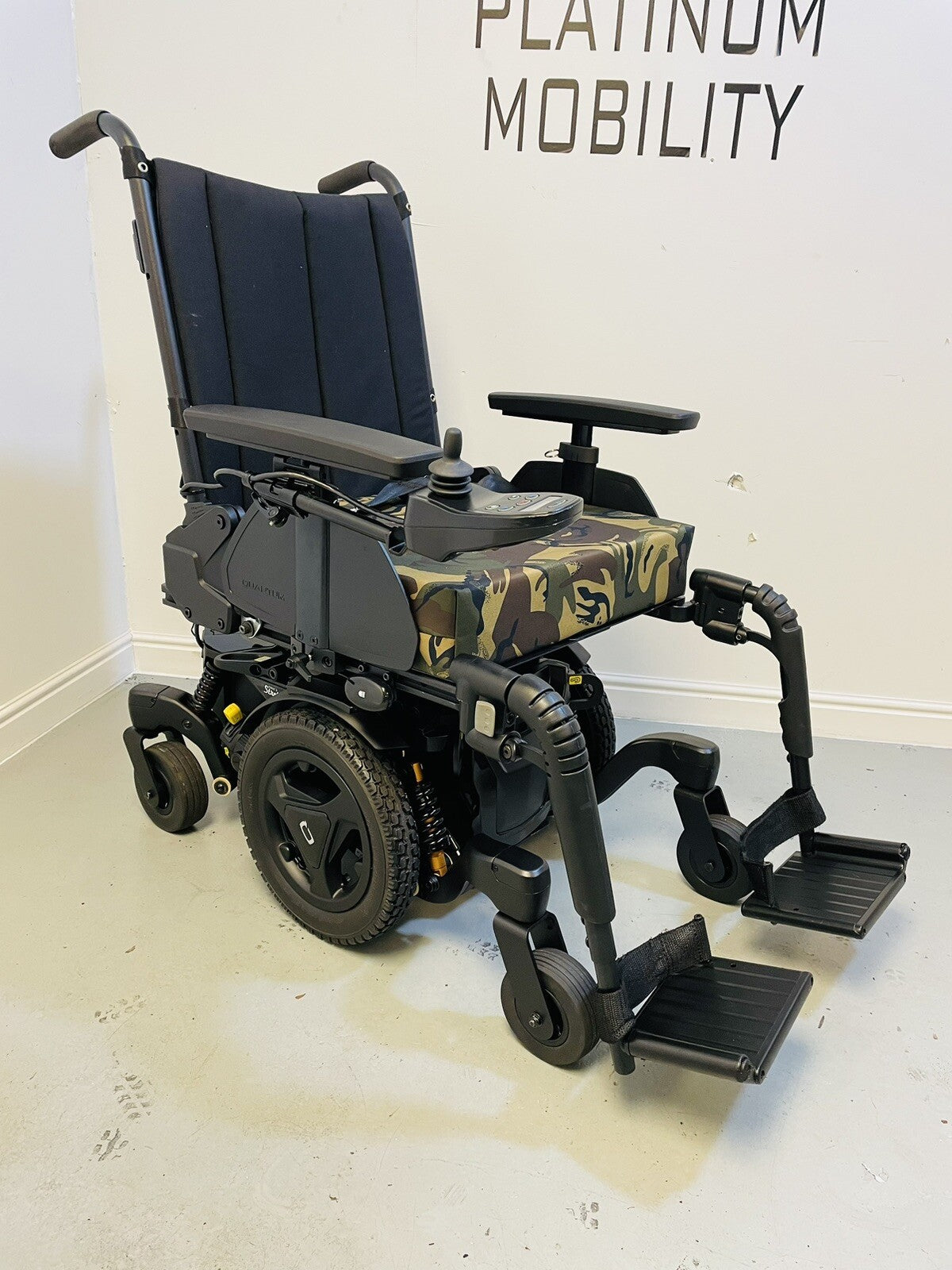 PRIDE QUANTUM Q6 EDGE 3 STRETTO MWD 4MPH ELECTRIC MOBILITY POWERCHAIR WHEELCHAIR