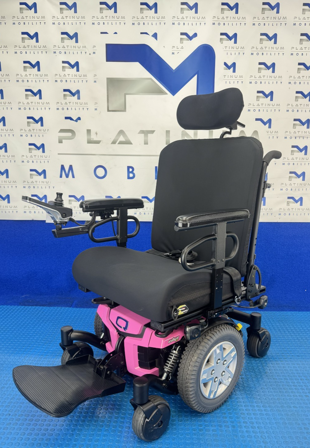 Quantum Edge HD Electric Wheelchair Heavy Duty New Batteries 2781