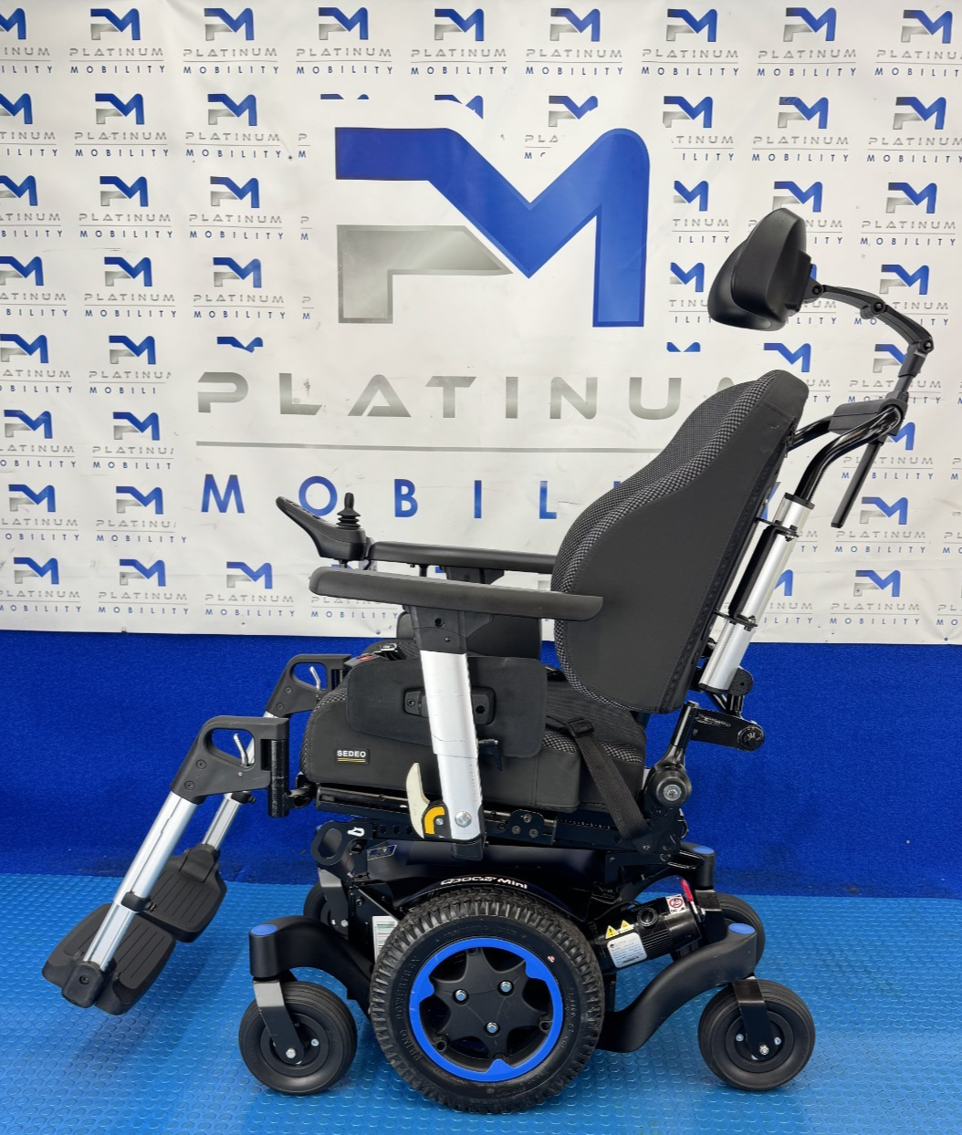 Sunrise Quickie Q300M Mini Powerchair 4 mph Electric Wheelchair 2861