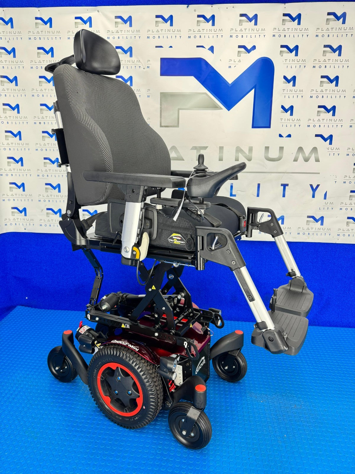 Sunrise Quickie Q300M Mini Powerchair 6mph Riser Electric Wheelchair *2010