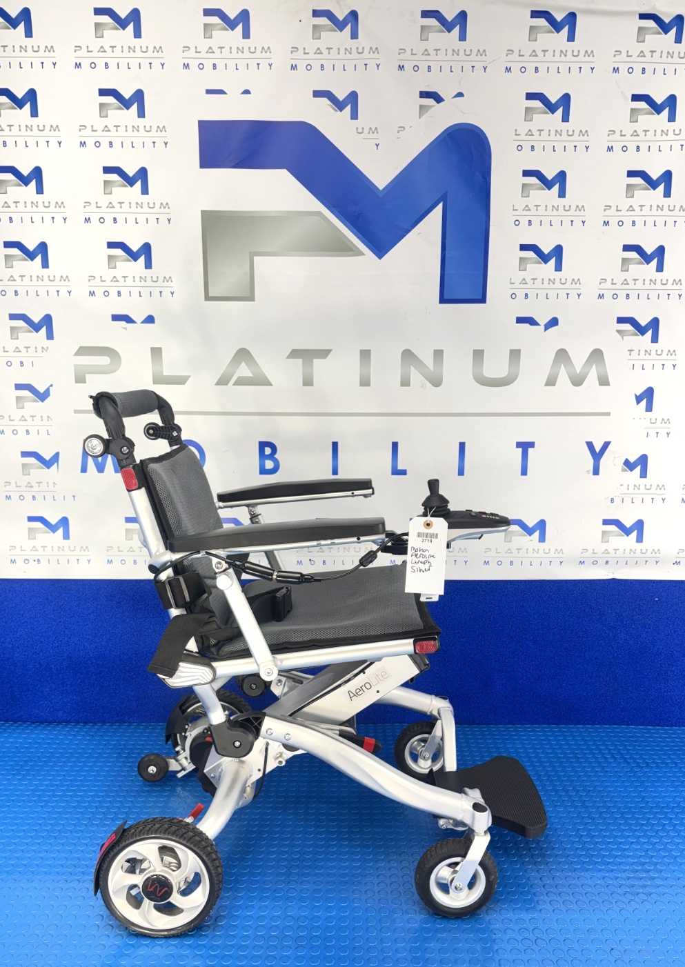Motion Healthcare Trekker Aerolite ELECTRIC WHEELCHAIR POWERCHAIR 4MPH 2719