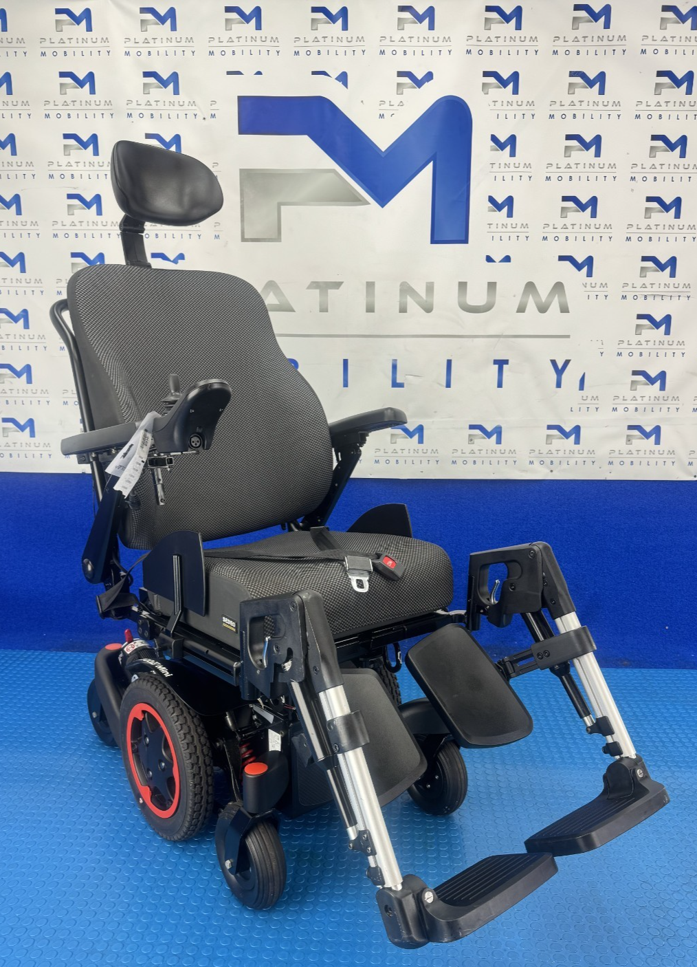 2025 Sunrise Q300M Powerchair 4MPH Electric Riser, Tilt, Legs Wheelchair 2916