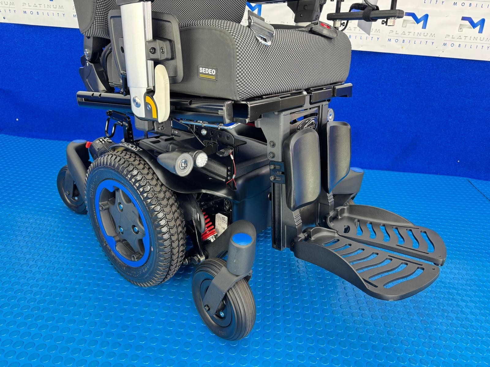 SUNRISE QUICKIE Q500M 6 MPH ELECTRIC MOBILITY POWERCHAIR WHEELCHAIR CHAIR 1998