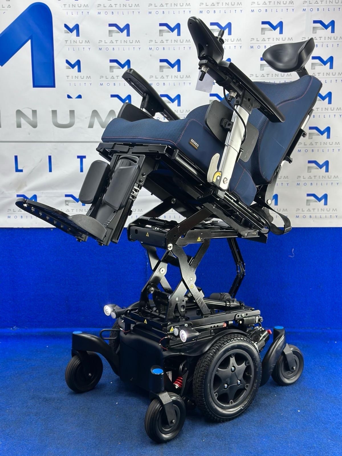 Quickie Q500 M Powerchair – 6mph Riser Electric Wheelchair by Sunrise (916)