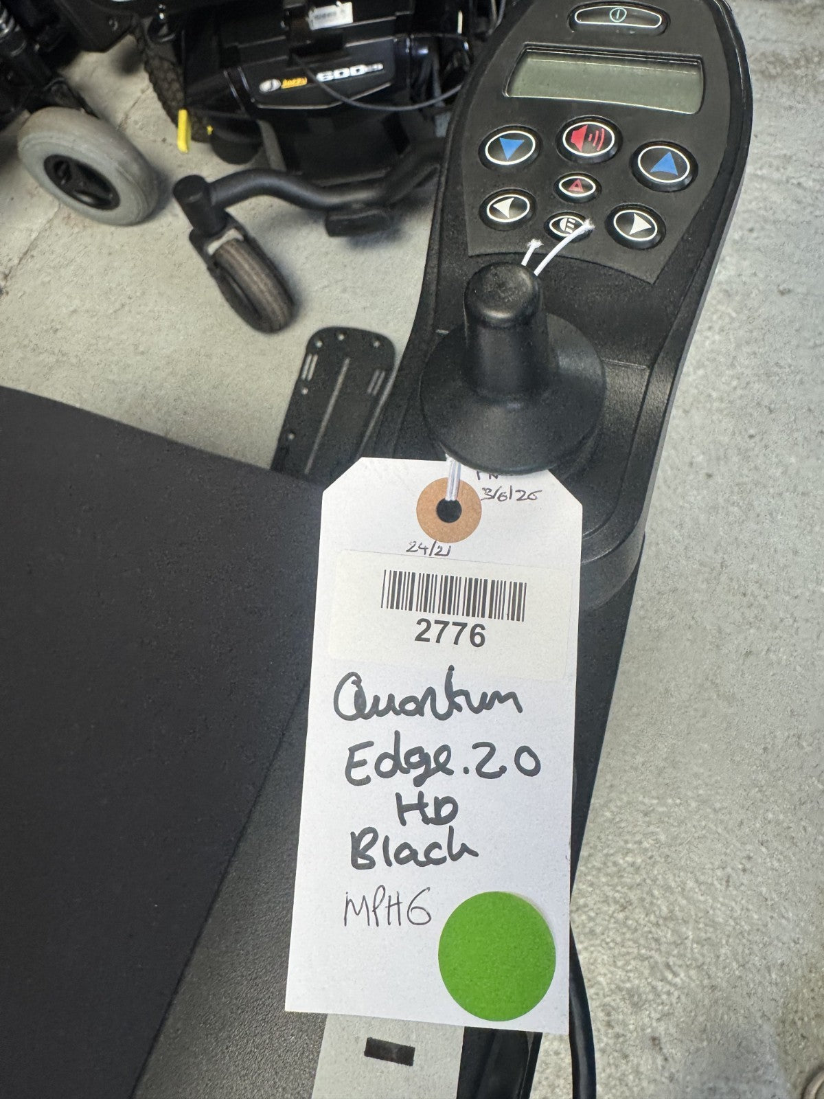 Quantum Q6 2.0 Edge HD Electric Powerchair 4mph Heavy Duty 32st Mid Wheel 2776