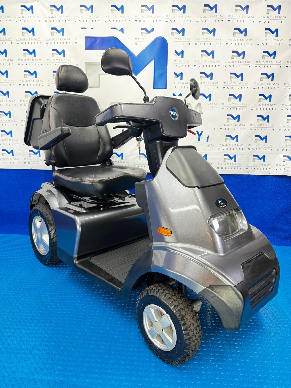 2022 TGA Breeze S4 8MPH All Terrain Mobility Scooter Great Condition 1915