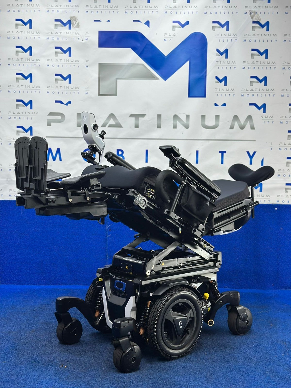 Quantum Edge 3 Stretto Powerchair – 6mph Narrow Electric Wheelchair (1622)