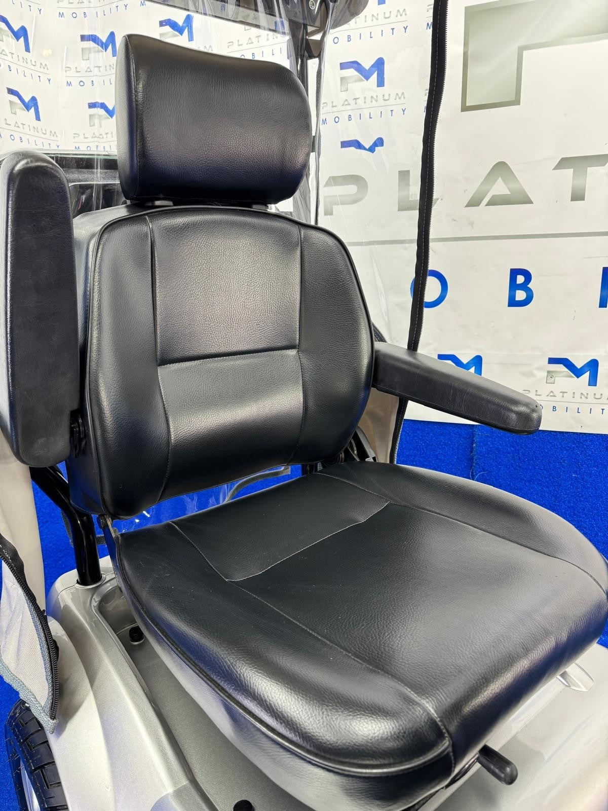 TGA Breeze S4 Canopy 8mph Road LARGE All Terrain Mobility Scooter Buggy 1785