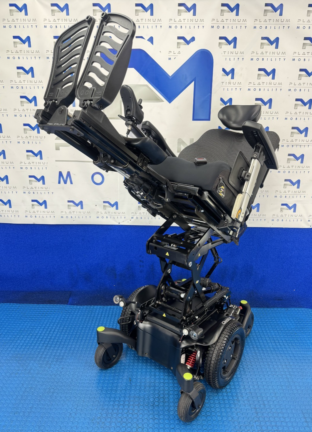 SUNRISE Q500 M 6MPH Electric Wheelchair Powerchair ELECTRIC LEGS RISER TILT 2972