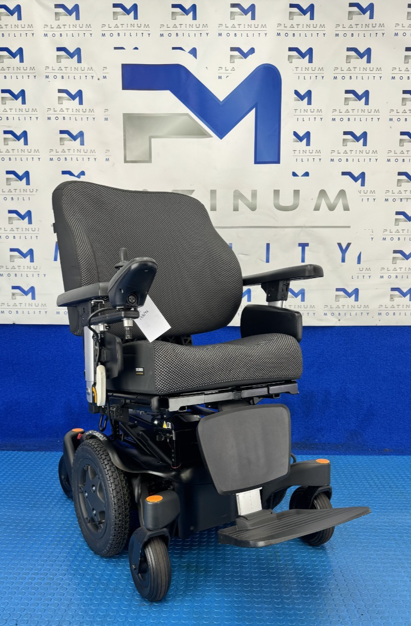 SUNRISE QUICKIE Q500M 6 MPH ELECTRIC MOBILITY POWERCHAIR WHEELCHAIR 2924