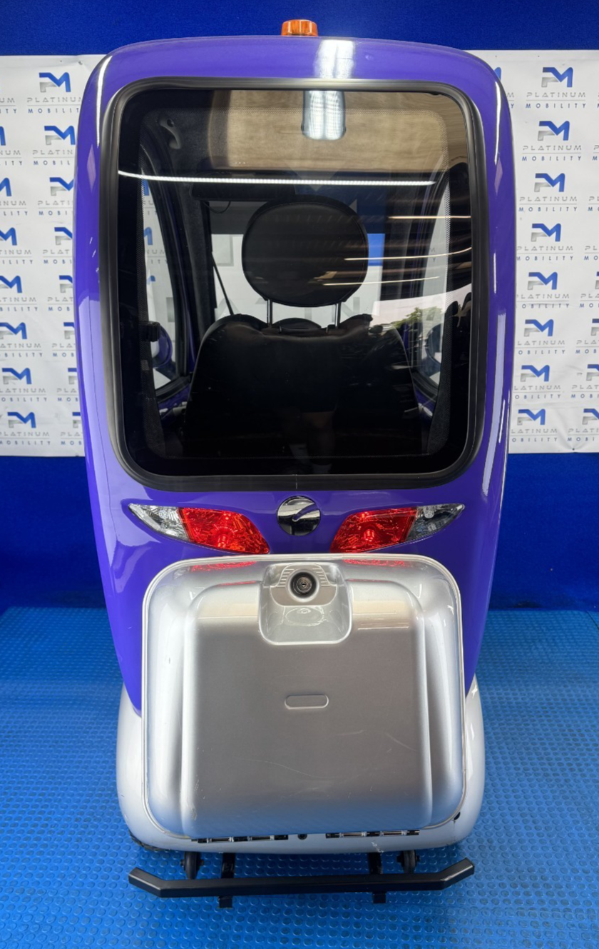 Scooter-Pac Cabin Car Mobility Scooter Air Tyres New Batteries 8 Mph 2560
