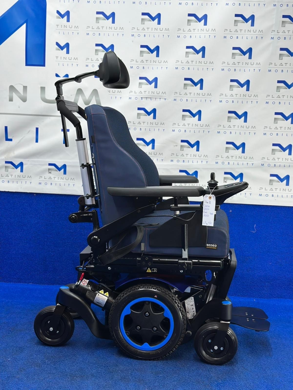 Quickie Q300 M Mini Powerchair 4 mph Riser Electric Wheelchair by Sunrise (1411)