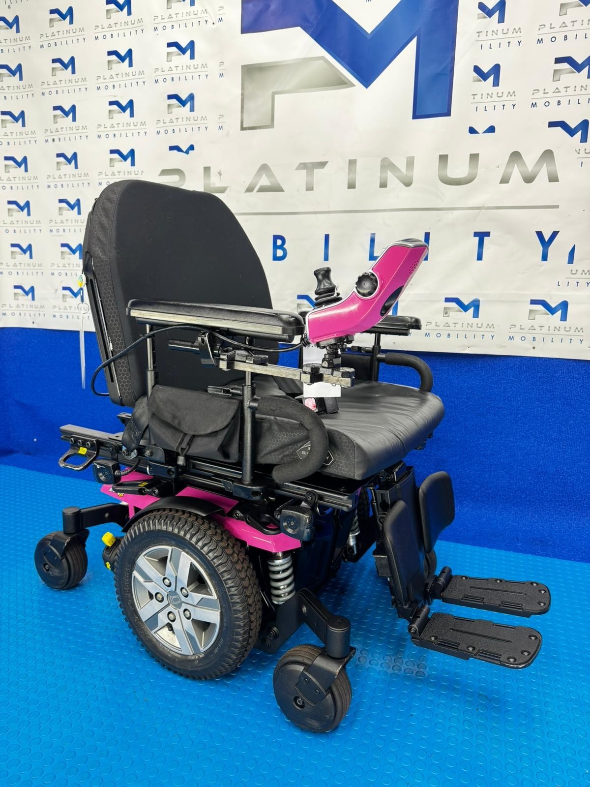 Pride Quantum Q6 Edge 2 Powerchair 4mph Electric Wheelchair  (1817) All Terrain