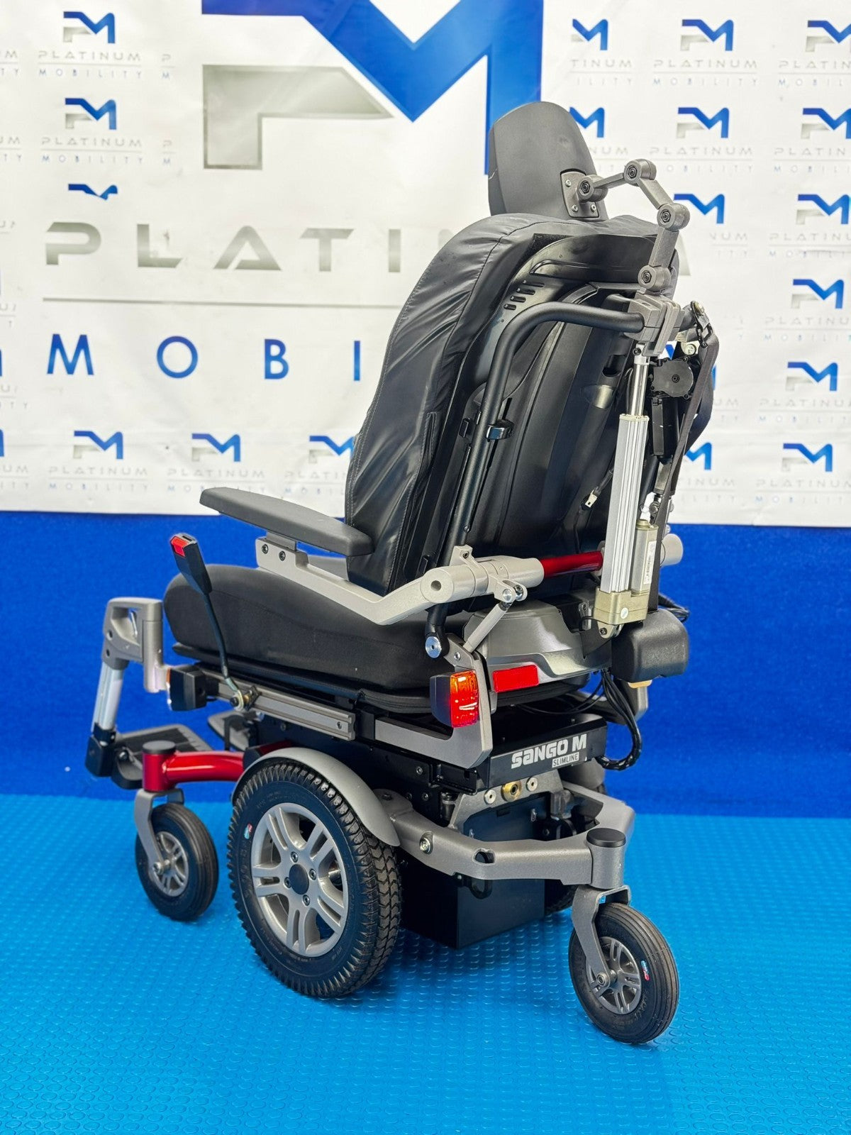 Dietz Sango Advanced M Slimline – 6mph Electric Wheelchair Powerchair 1787