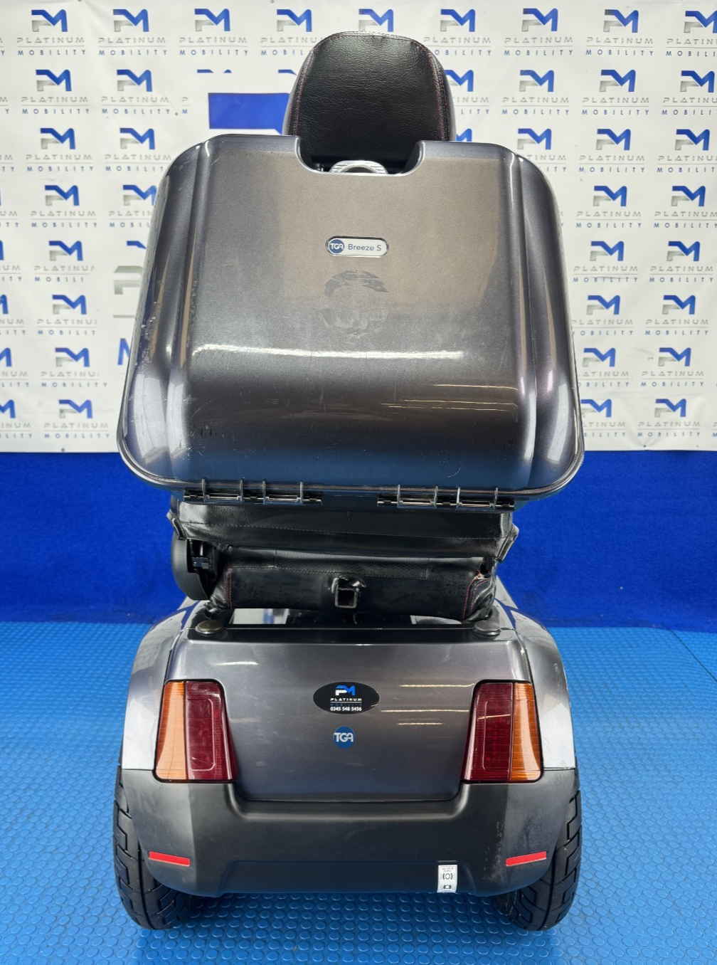 TGA Breeze S4 8MPH All Terrain Mobility Scooter Road Stunning Condition 2325